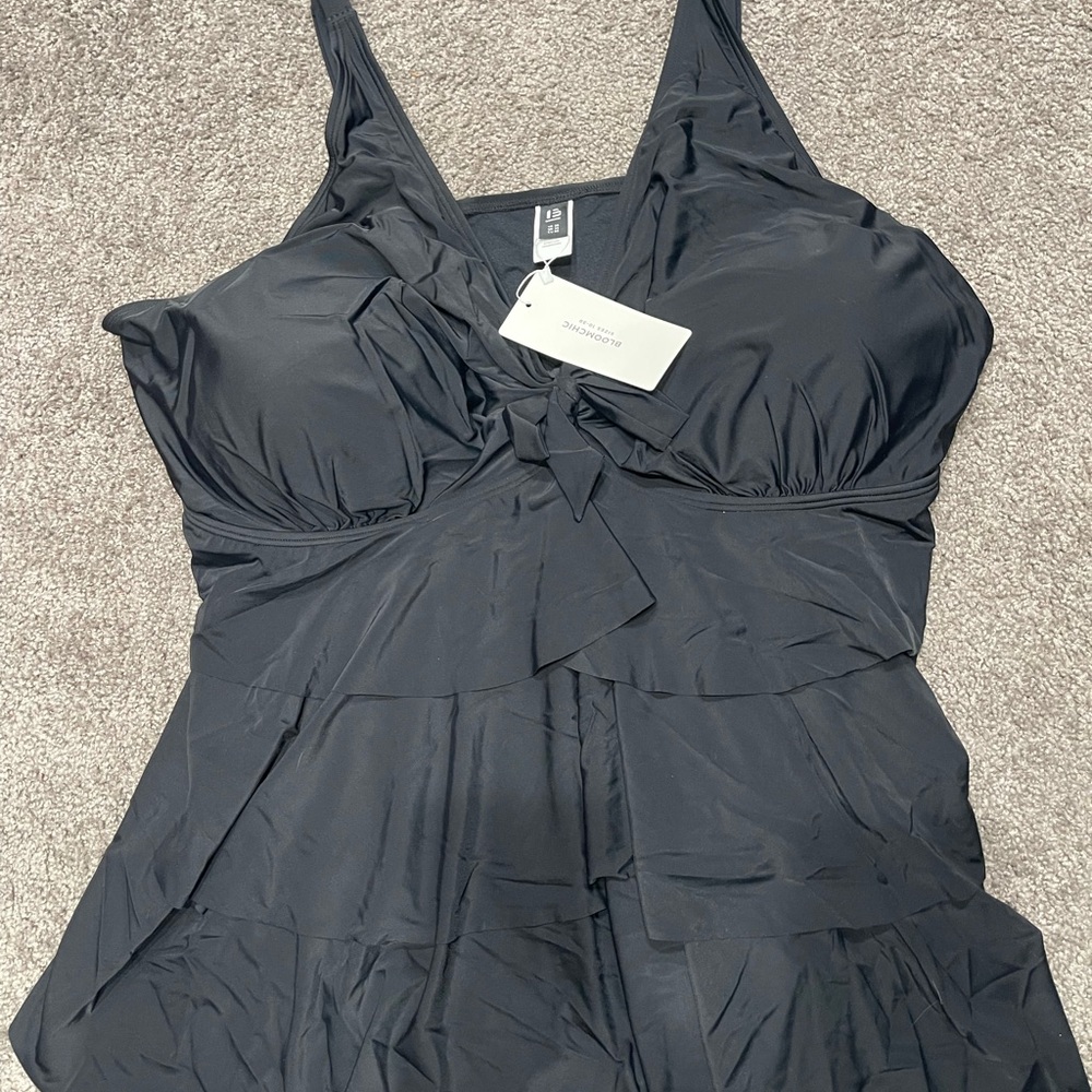 BloomChic Elegant Black Knot Swimsuit Top